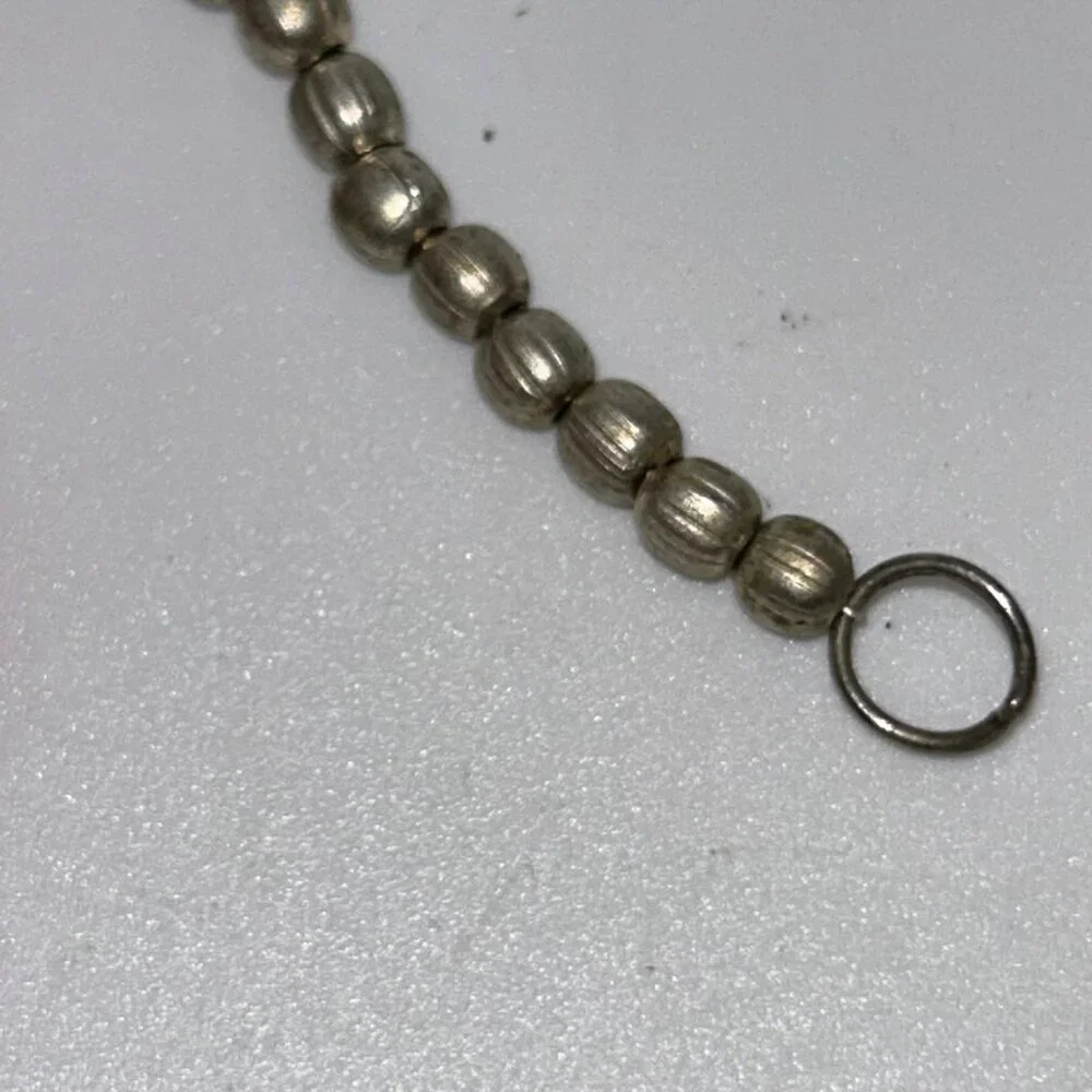 Vintage Coral Color Beaded Necklace With Ornate Metal Accents & Hook Clasp - Picture 10 of 11